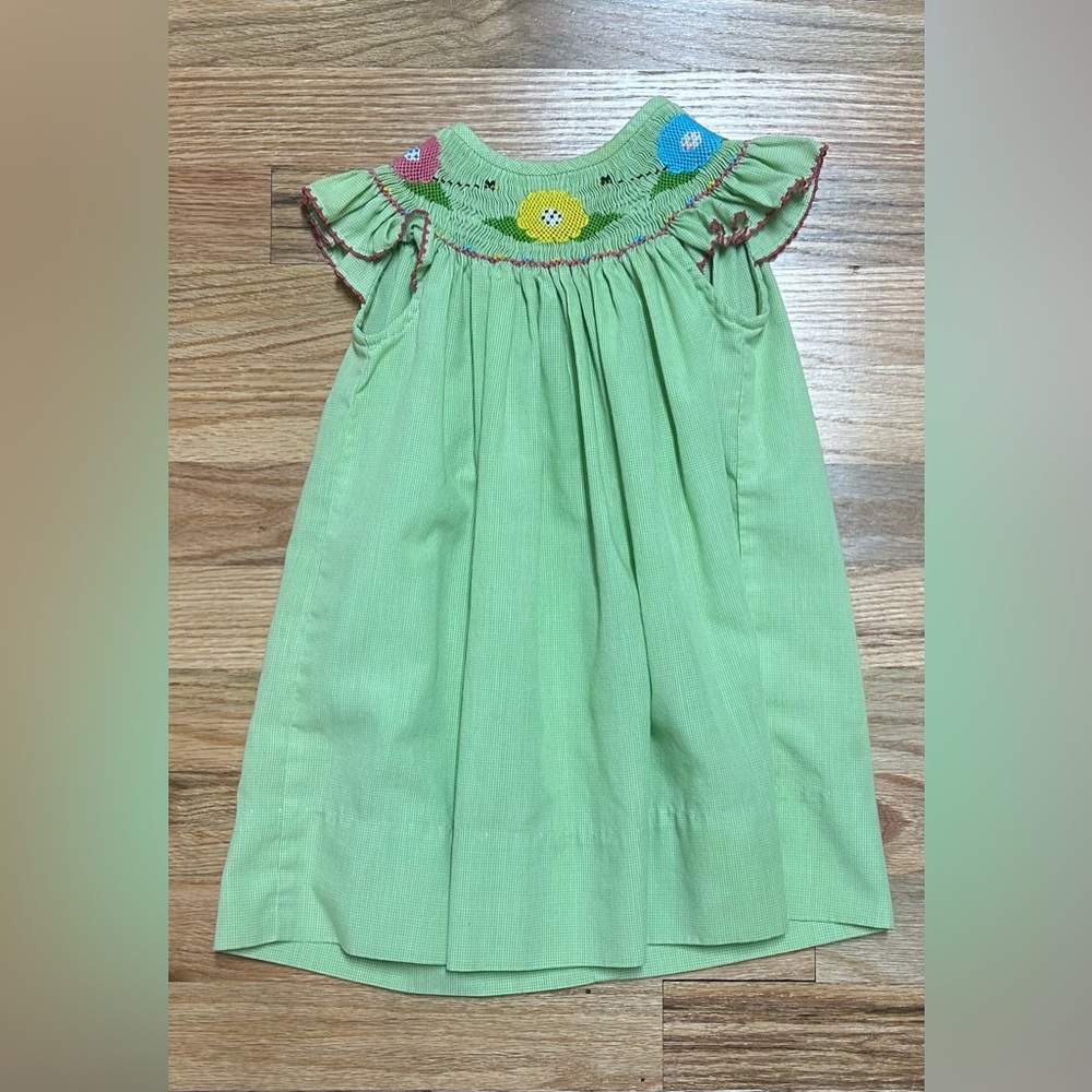 Hand-smocked green dress - 12m - flower and bee design
